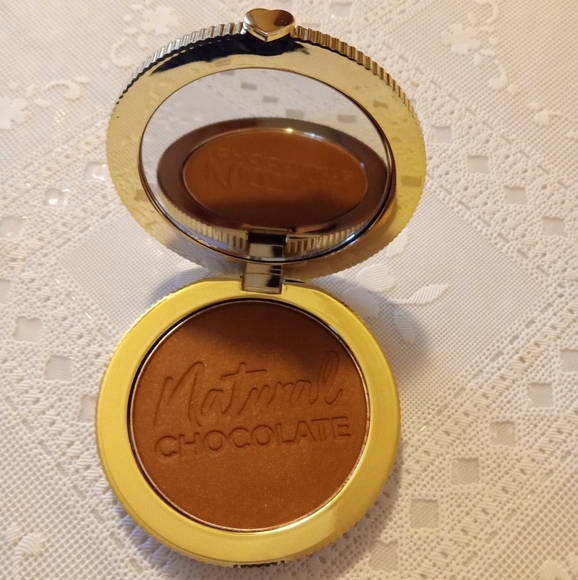 🆕 Too Faced Natural Chocolate Soleil Bronzer, Caramel Cocoa, NIP - Picture 7 of 16